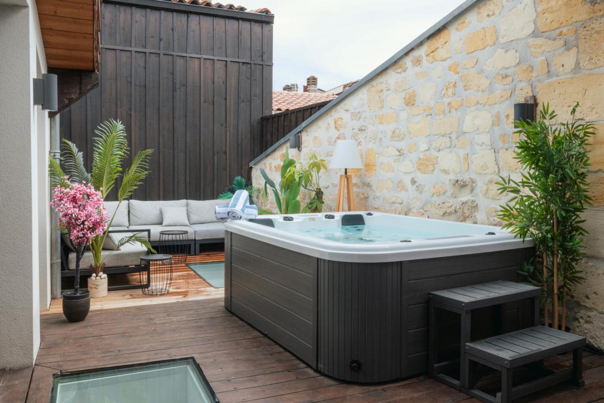 Villa Rousseau - Jacuzzi & Cinema Dans Burdeos Exterior foto